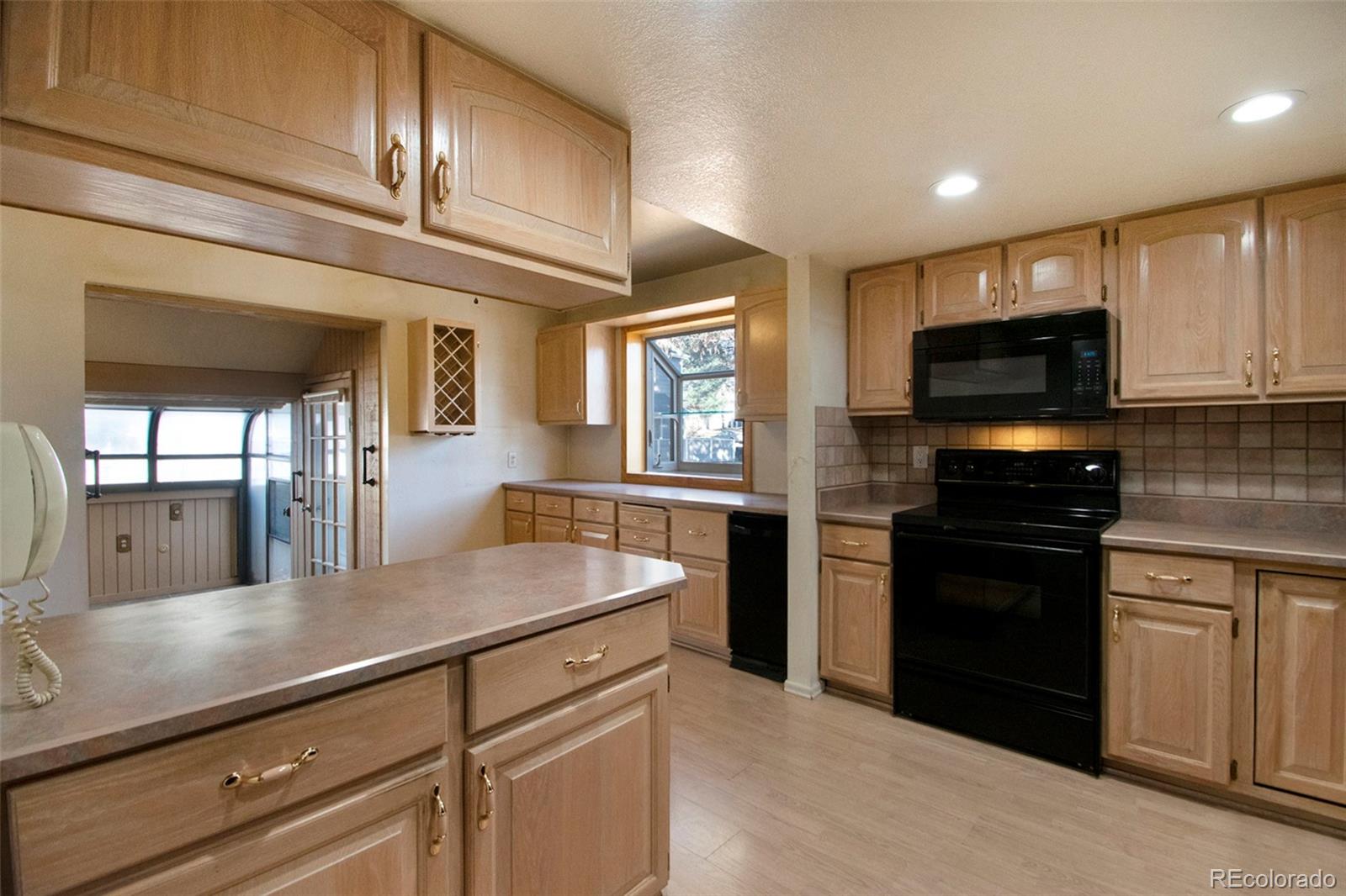 MLS Image #6 for 2681 s vaughn way ,aurora, Colorado