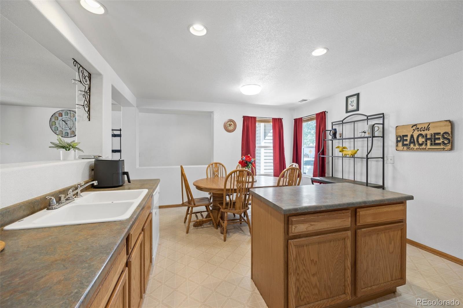 MLS Image #10 for 837  canary lane ,brighton, Colorado