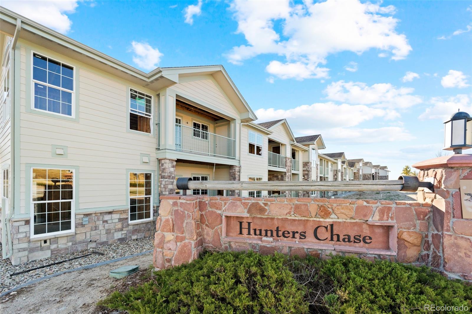 MLS Image #17 for 18633  stroh road 1-102,parker, Colorado