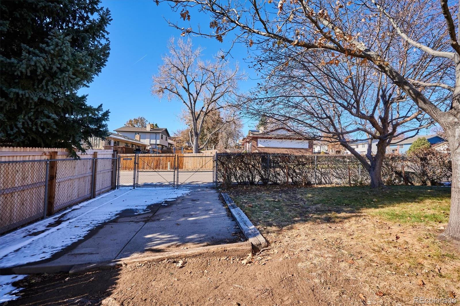 MLS Image #28 for 11998 w jewell drive,lakewood, Colorado