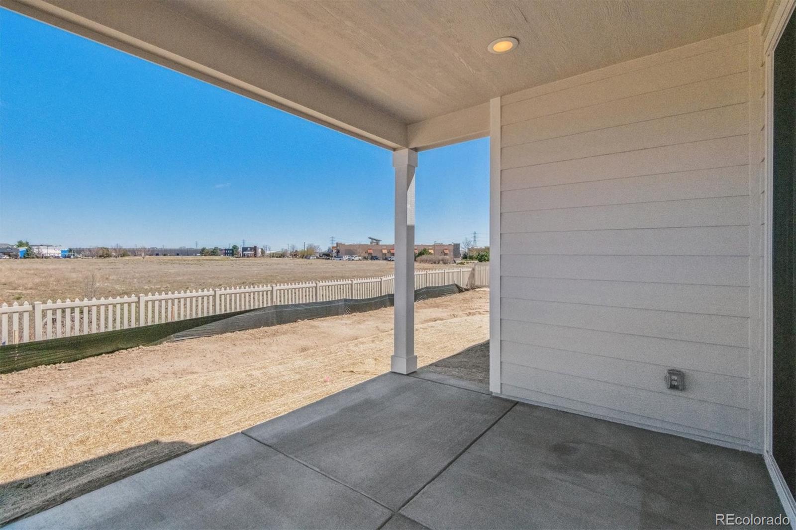 MLS Image #14 for 10524  xenia court,commerce city, Colorado