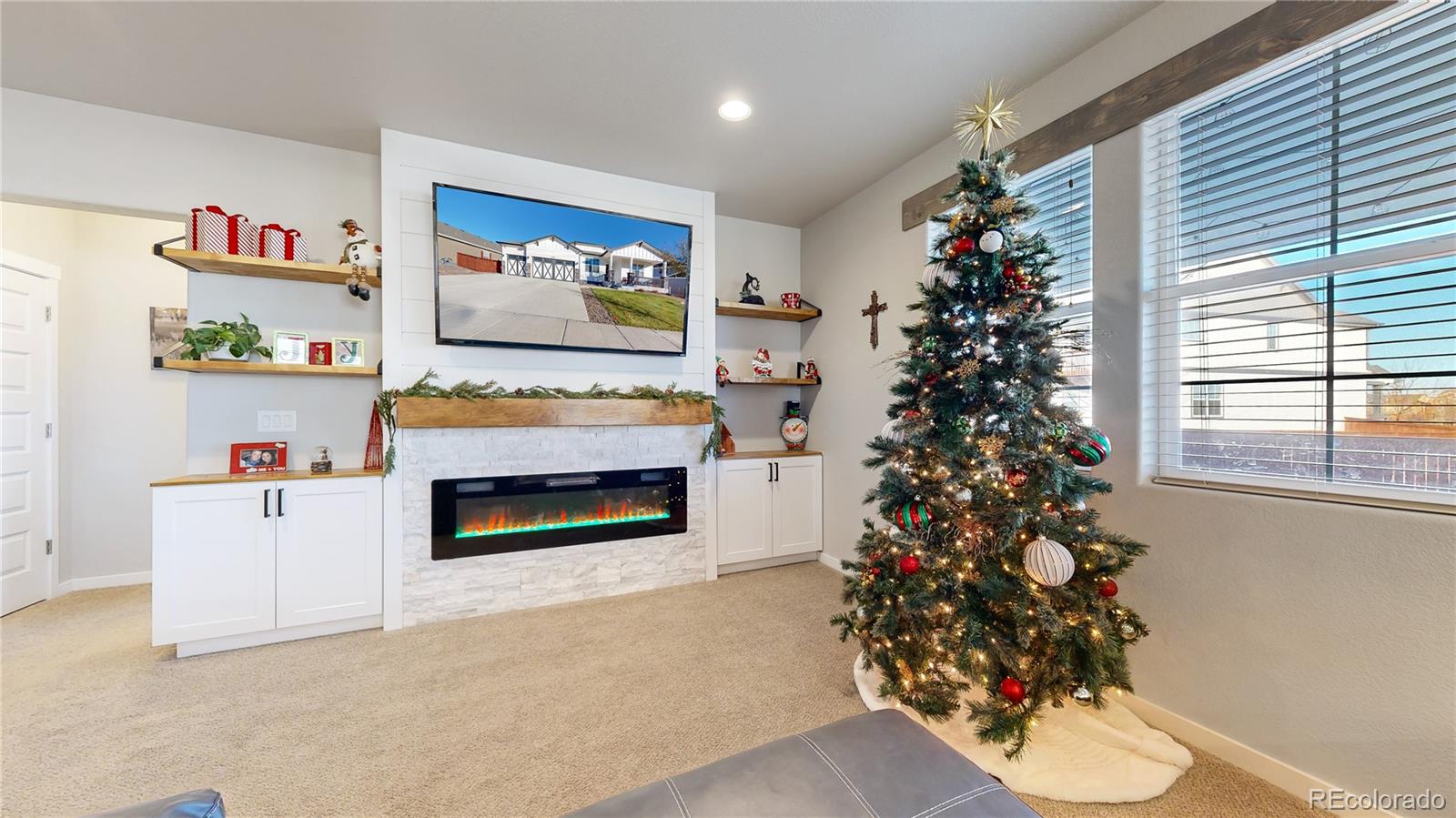 MLS Image #2 for 2157  day spring drive,windsor, Colorado