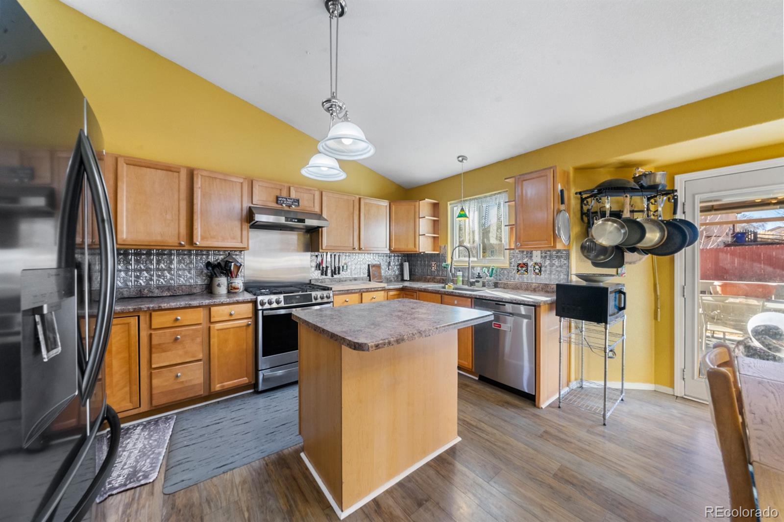 MLS Image #6 for 7465  lake avenue,fountain, Colorado