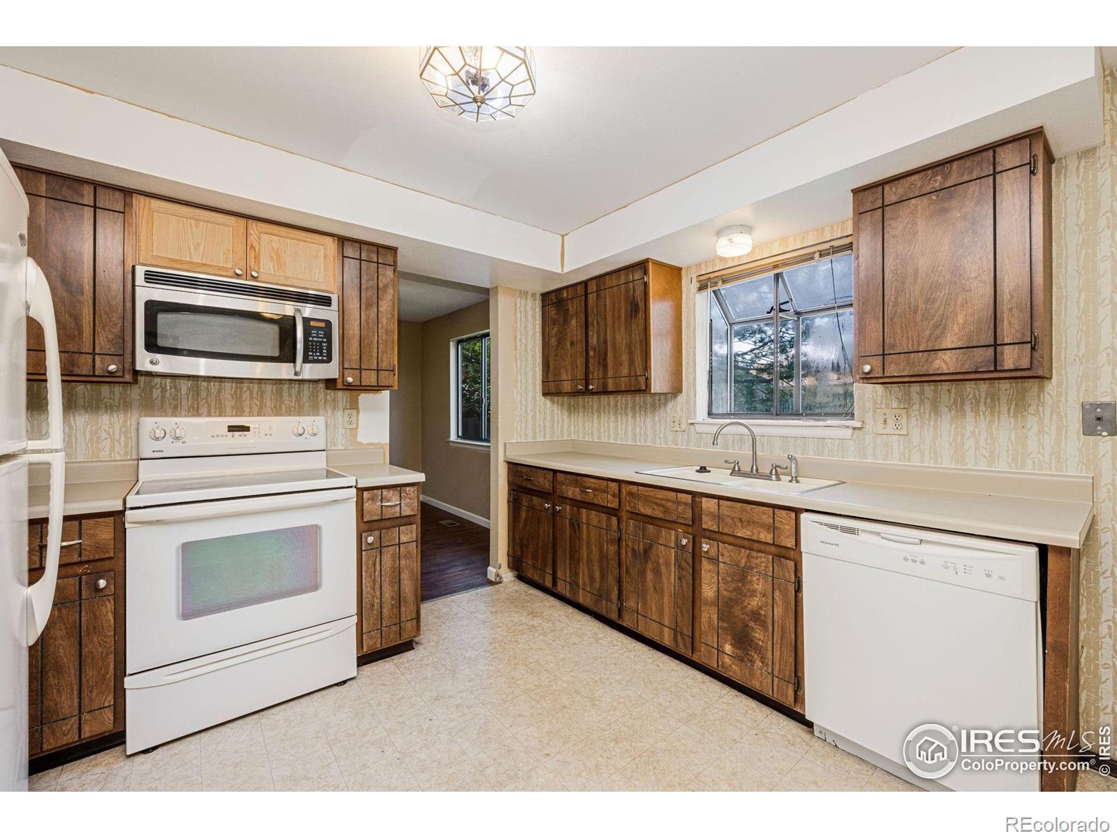 MLS Image #5 for 3325  hickok drive,fort collins, Colorado