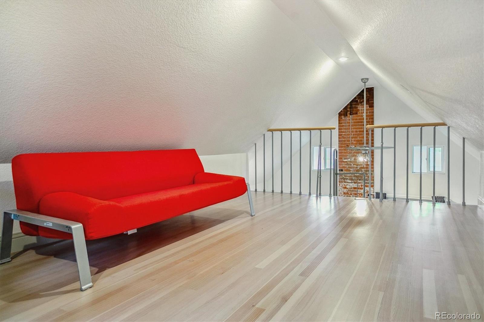 MLS Image #28 for 726 s lincoln street,denver, Colorado