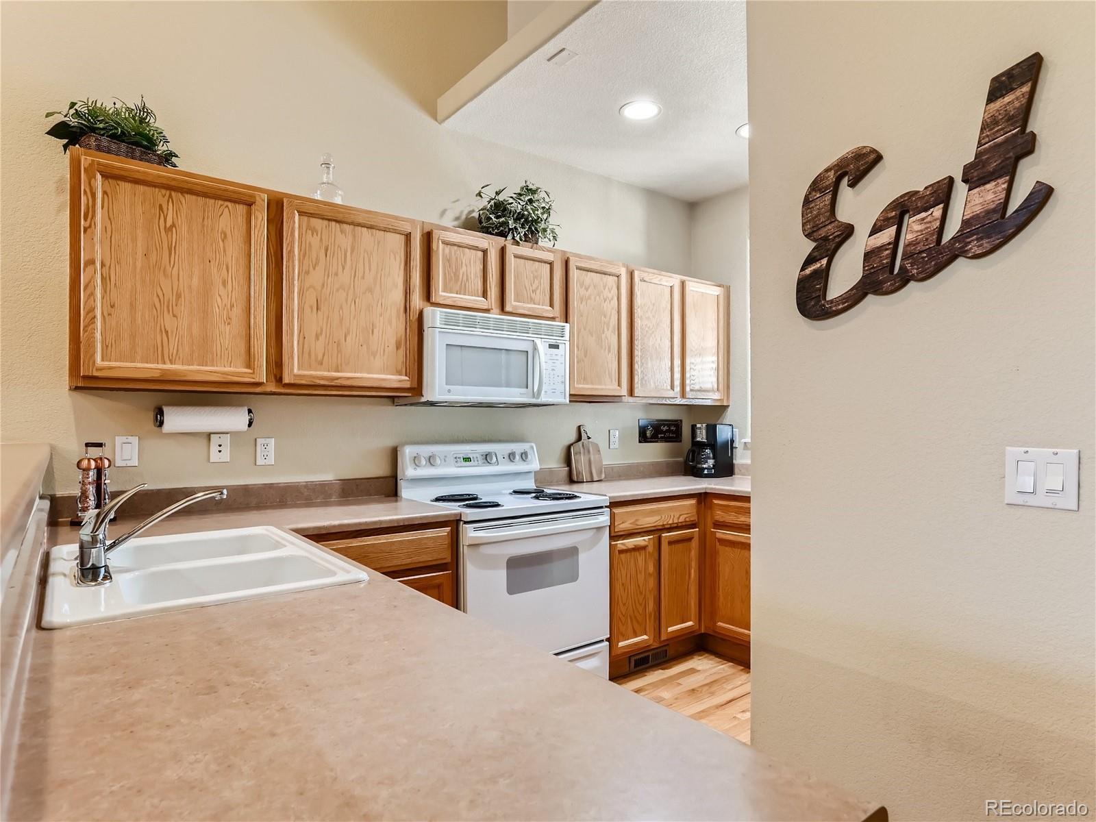 MLS Image #10 for 1415 s dayton court,aurora, Colorado