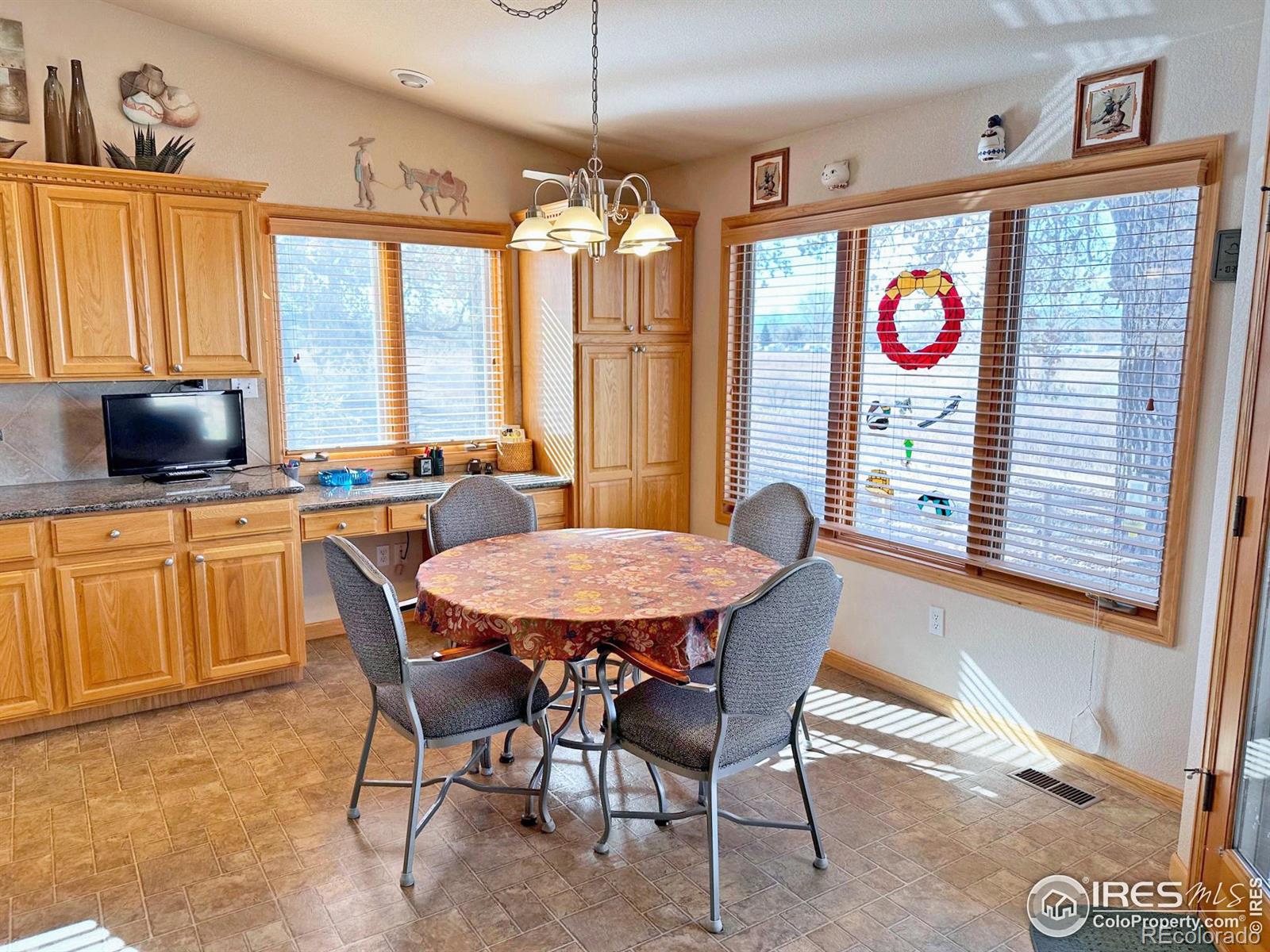 MLS Image #12 for 257  camino del mundo ,fort collins, Colorado