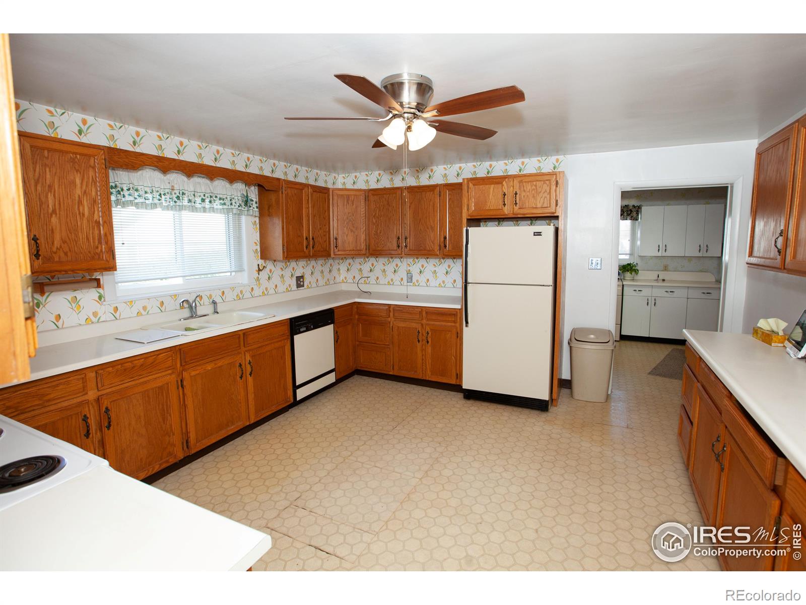 MLS Image #10 for 1018  phelps street,sterling, Colorado