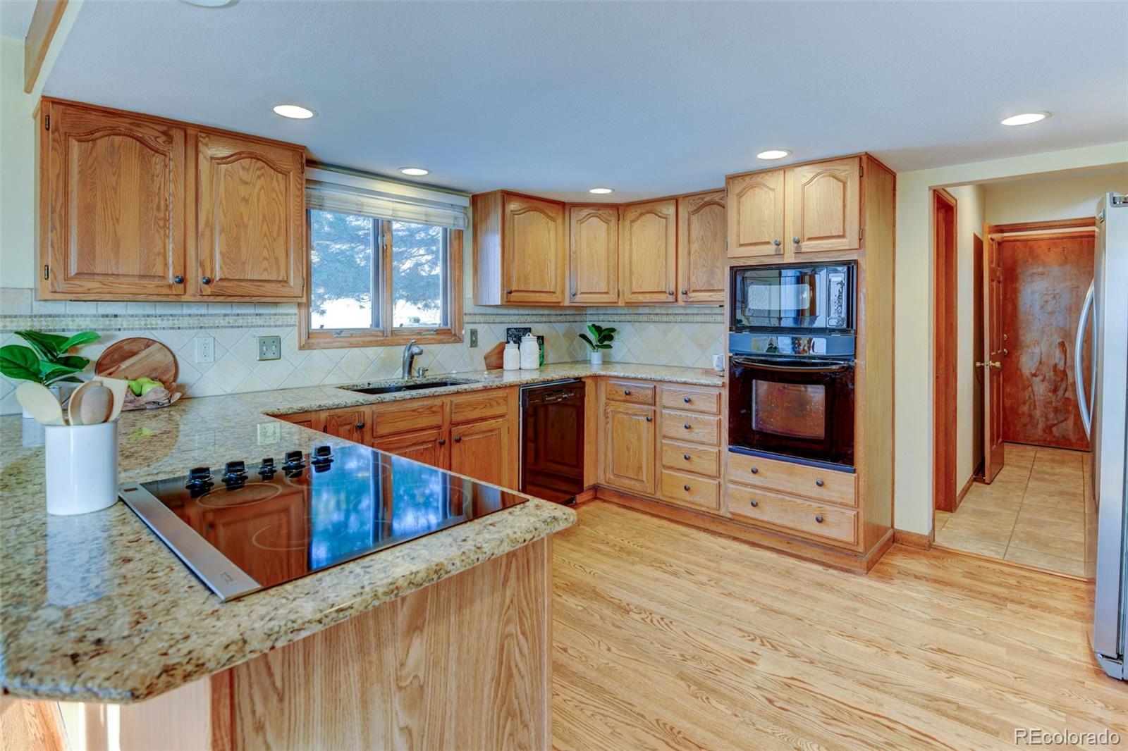 MLS Image #12 for 1235  oakhurst drive,broomfield, Colorado
