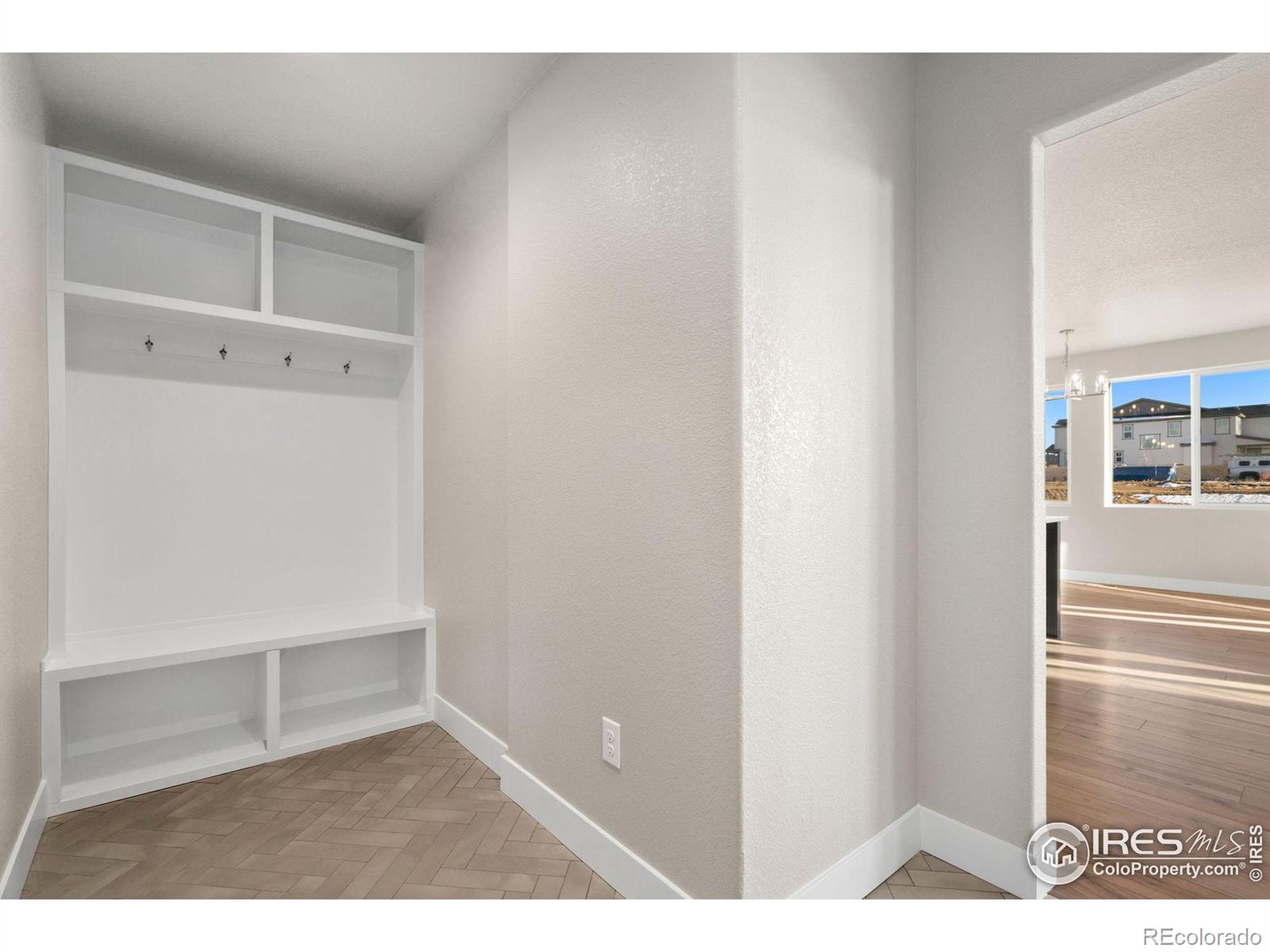 MLS Image #15 for 23814 e 36th place,aurora, Colorado