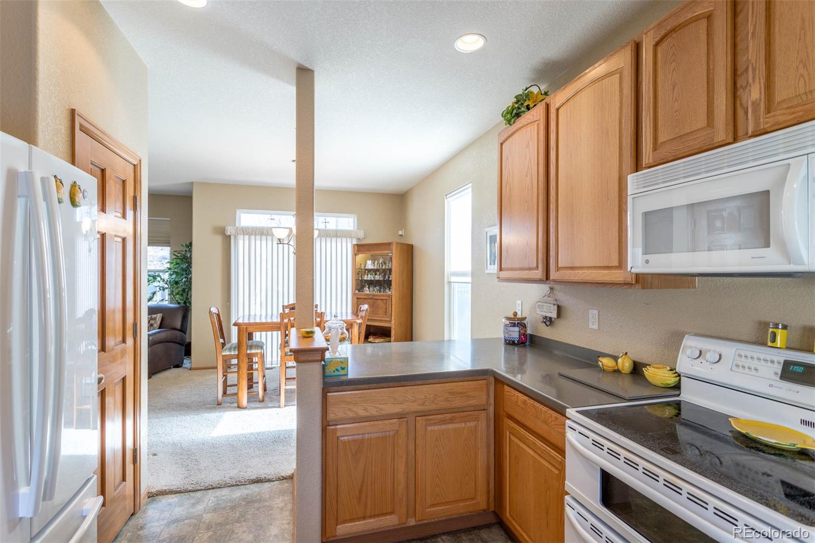 MLS Image #6 for 608  hayloft way,brighton, Colorado