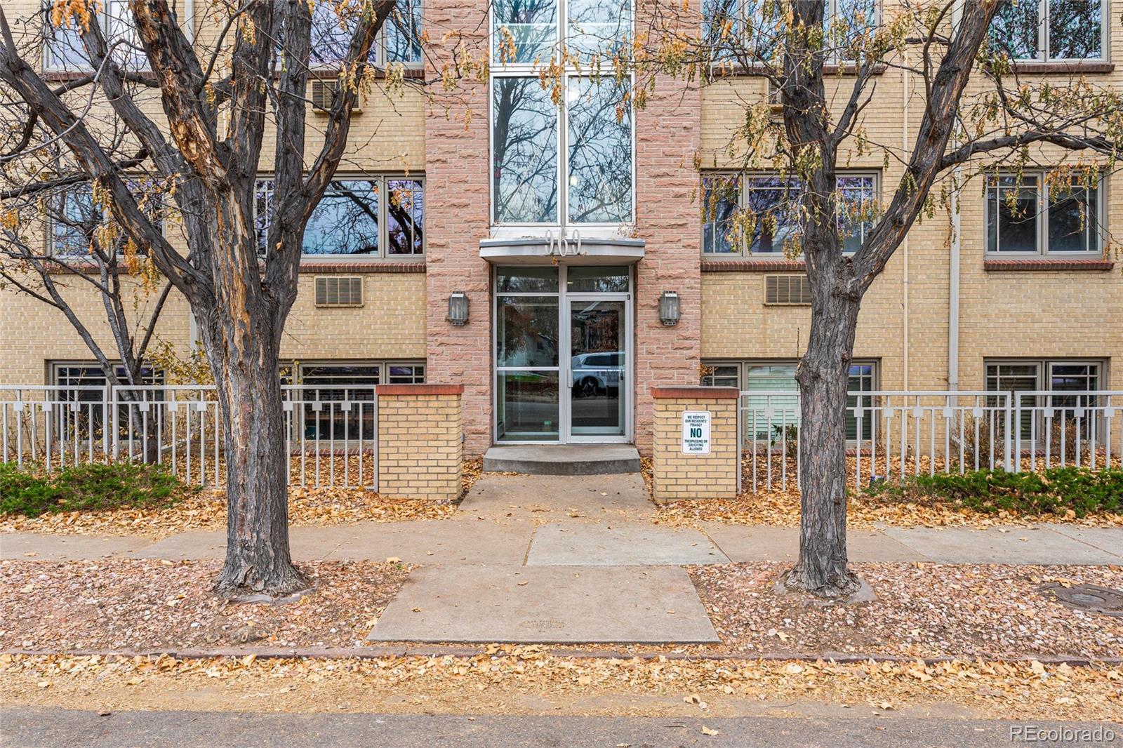 MLS Image #2 for 969 s pearl street 201,denver, Colorado