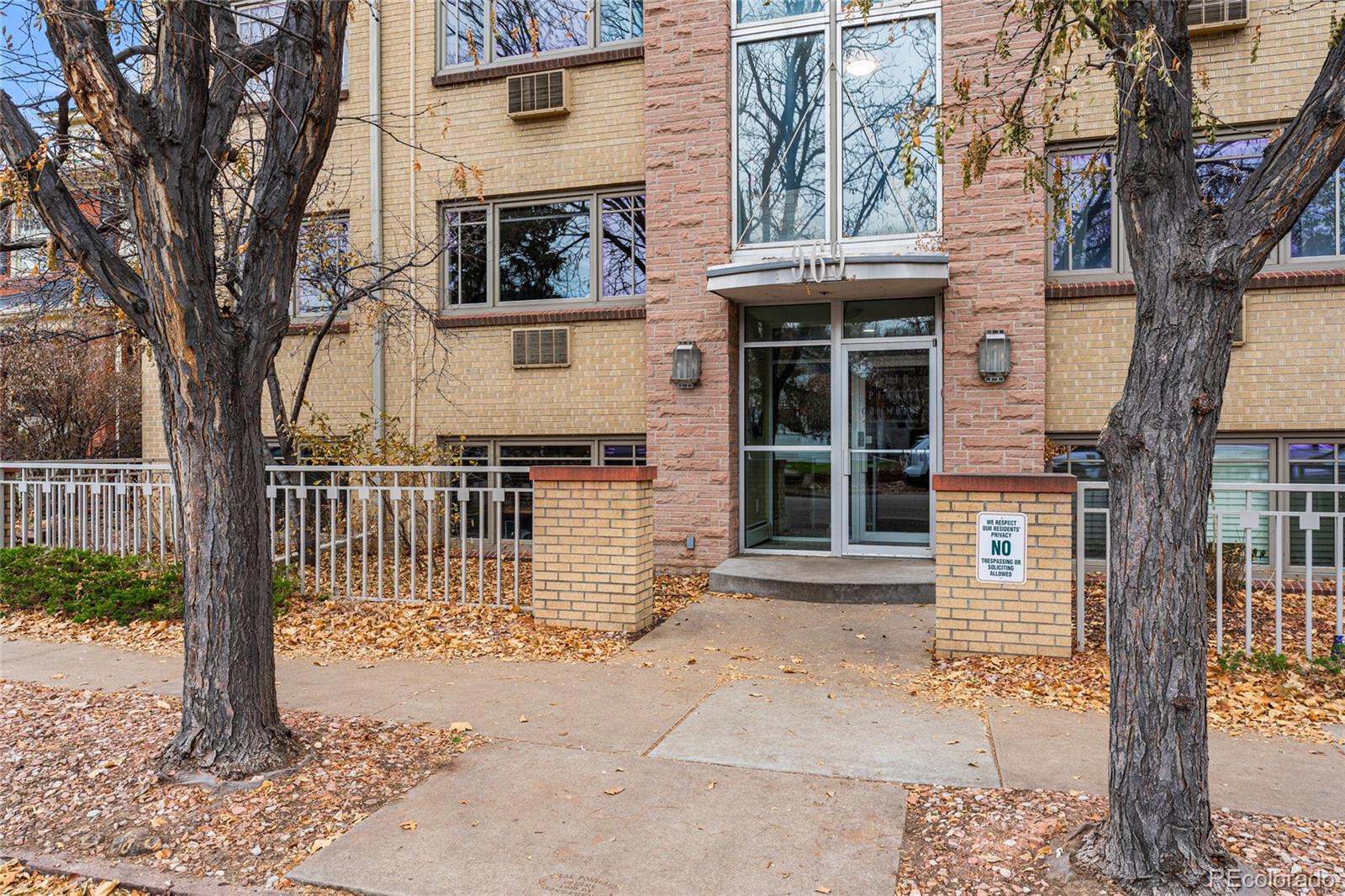 MLS Image #3 for 969 s pearl street 201,denver, Colorado