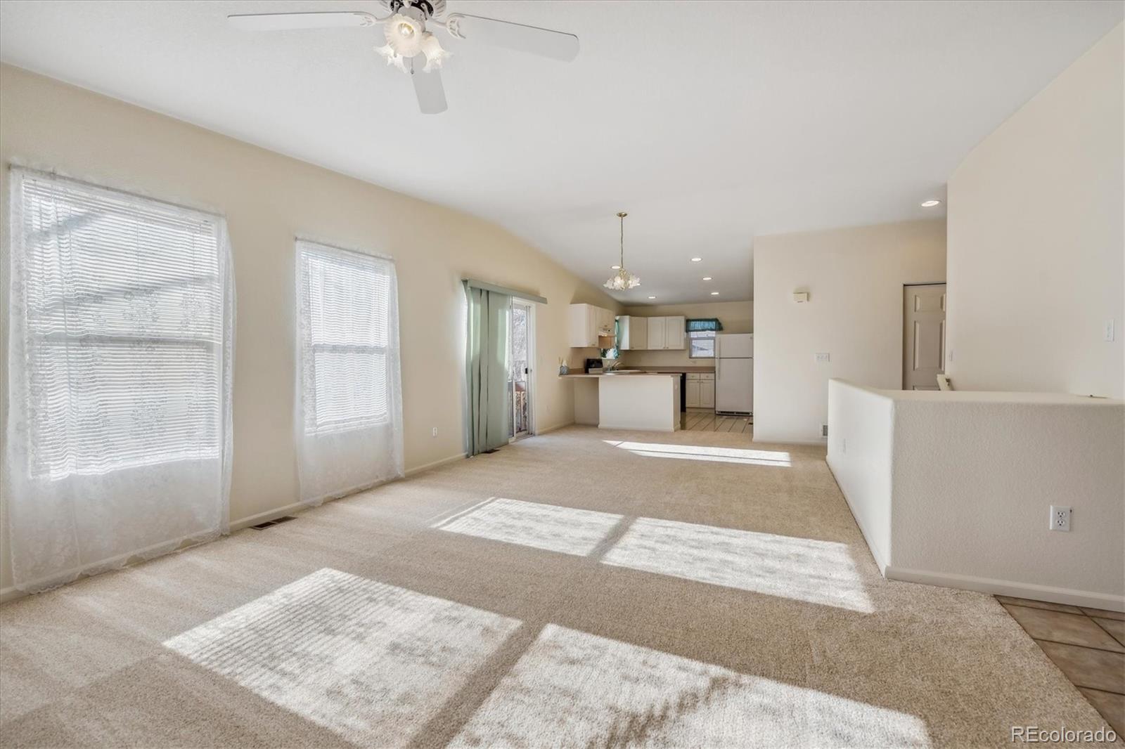 MLS Image #4 for 779  kittredge street,aurora, Colorado