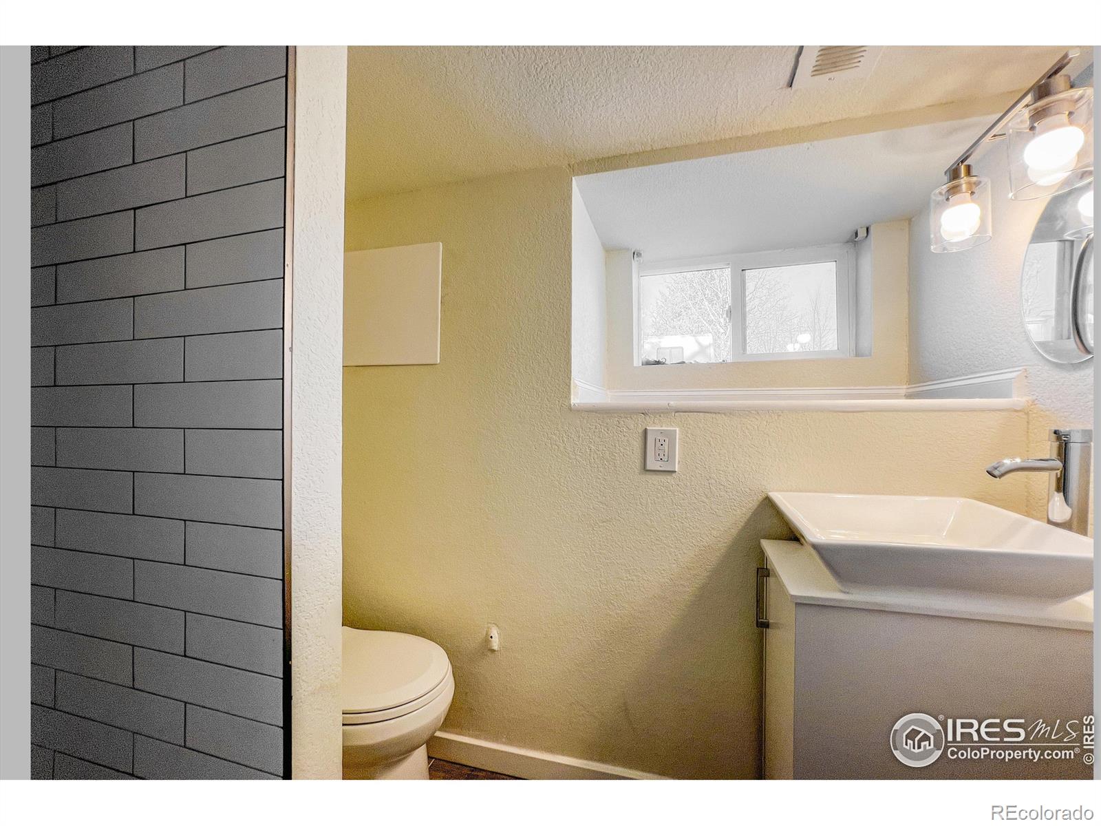 MLS Image #26 for 1550 n jefferson avenue,loveland, Colorado