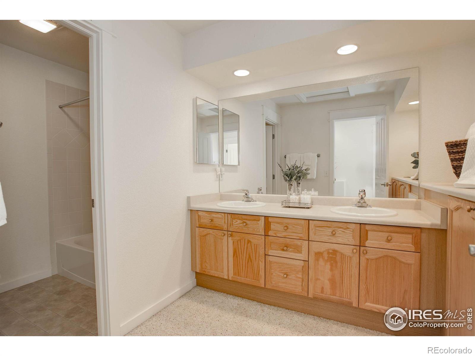MLS Image #22 for 2550  winding river drive,broomfield, Colorado