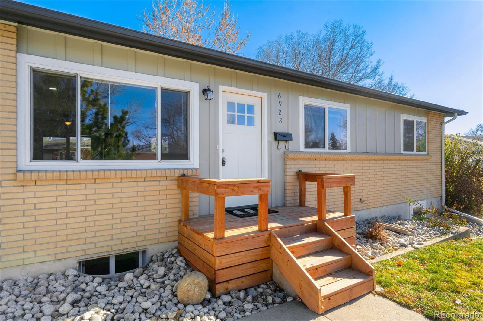 MLS Image #3 for 6928  newman street,arvada, Colorado