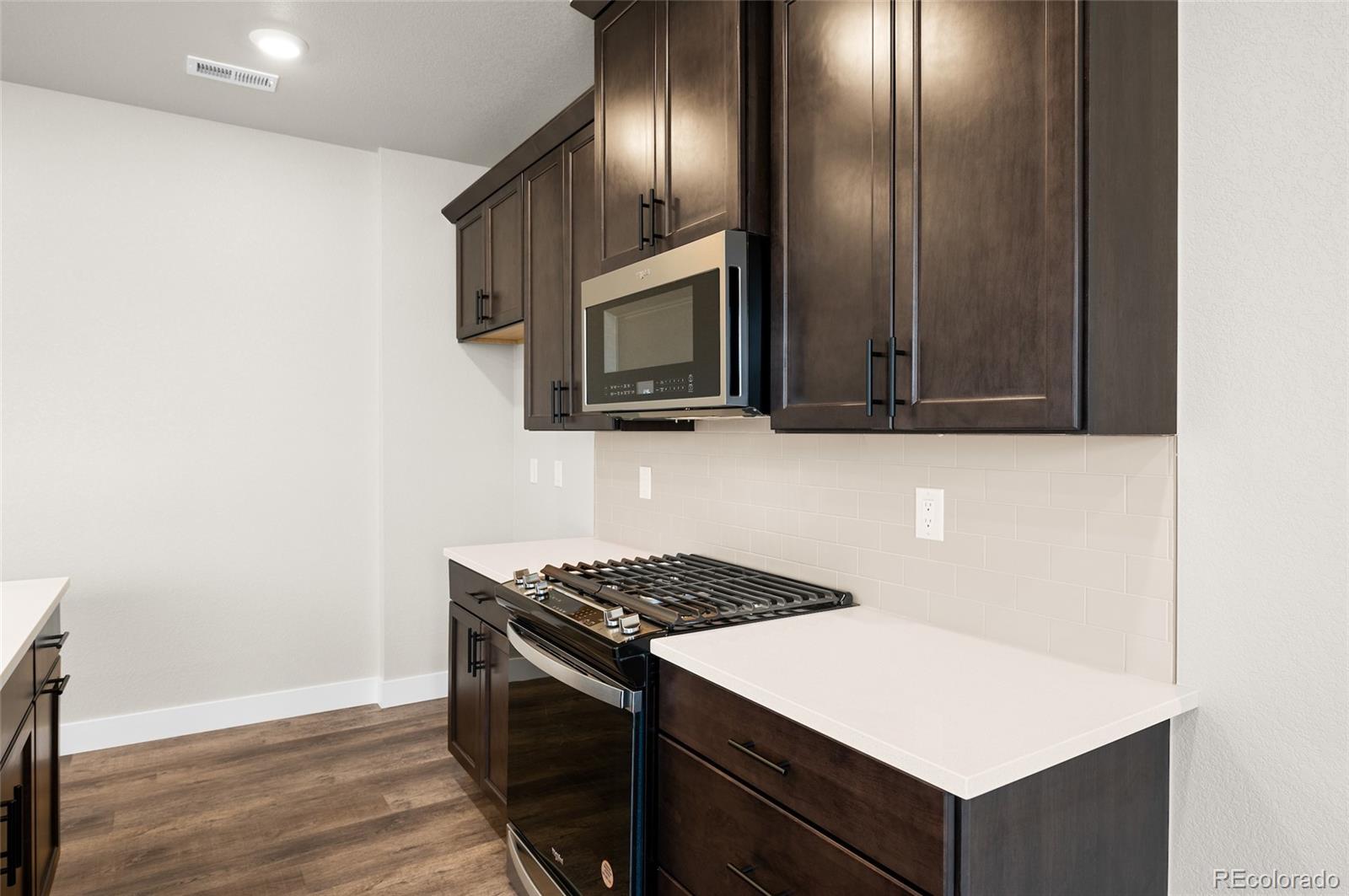 MLS Image #12 for 9546 w 58th circle d,arvada, Colorado