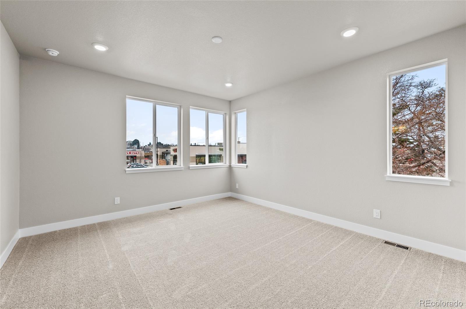 MLS Image #18 for 9546 w 58th circle d,arvada, Colorado