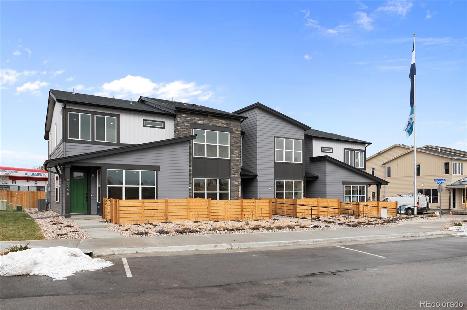 MLS Image #3 for 9546 w 58th circle d,arvada, Colorado