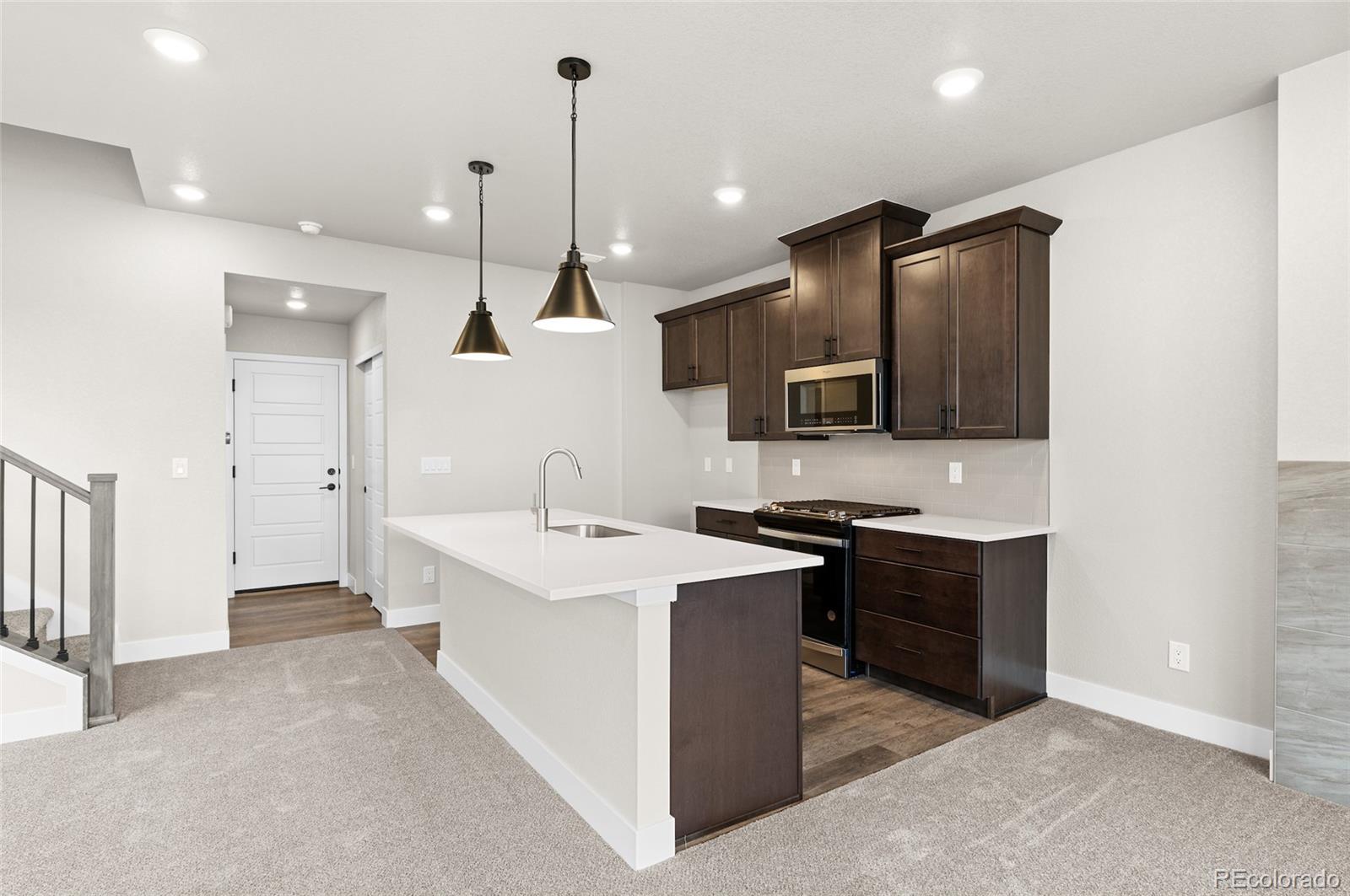 MLS Image #8 for 9546 w 58th circle d,arvada, Colorado