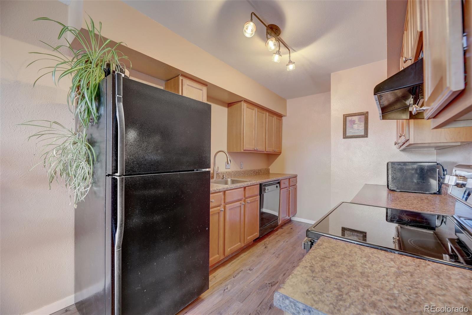 MLS Image #4 for 7395 e eastman avenue l301,denver, Colorado