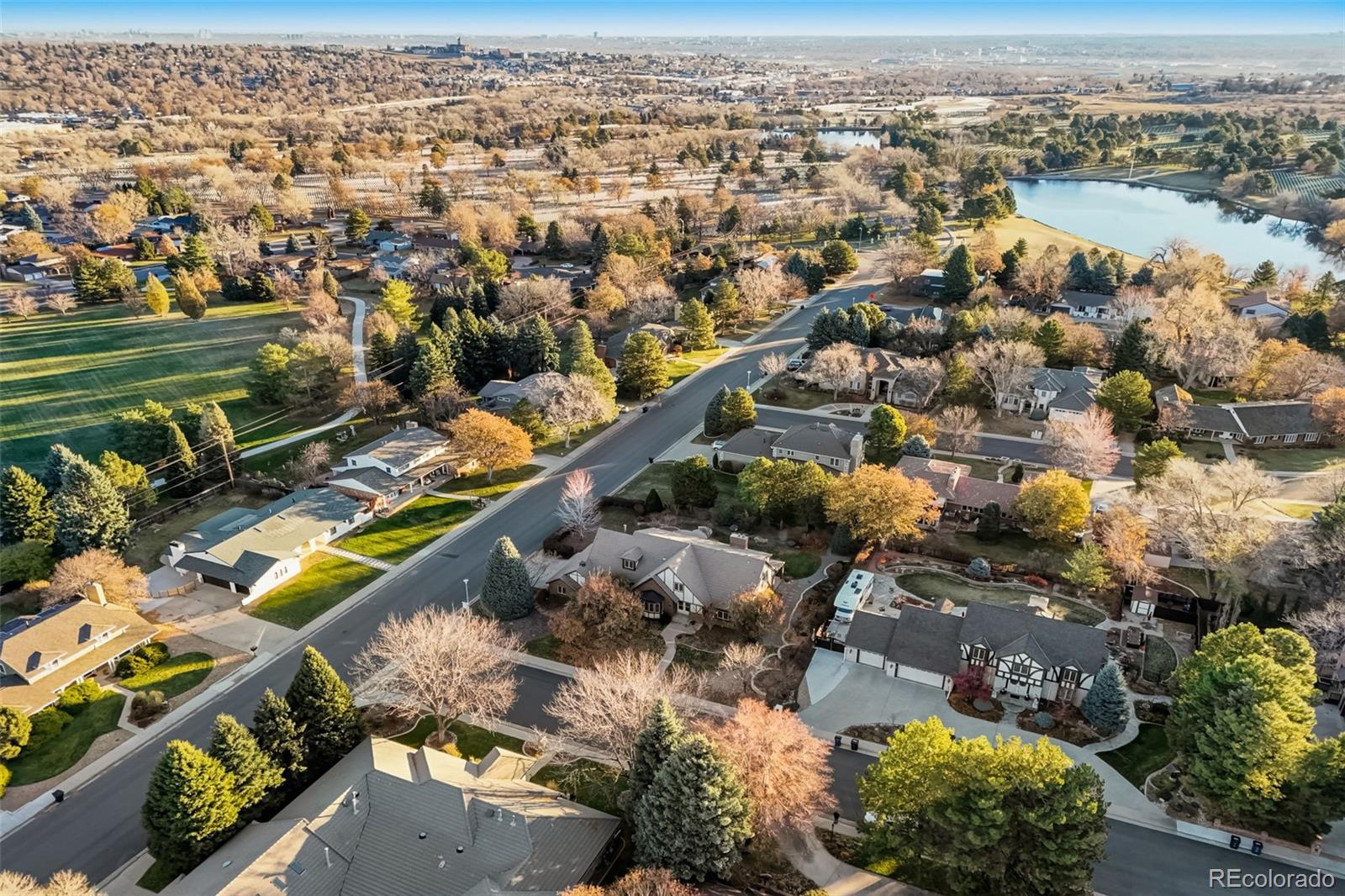 MLS Image #48 for 3902 s chase way,denver, Colorado
