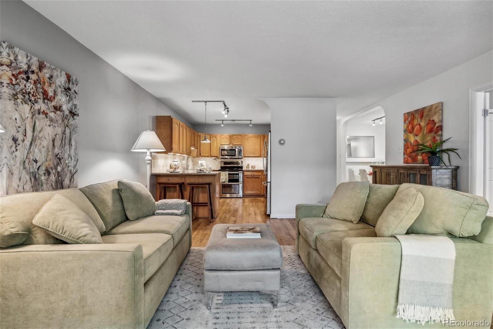 MLS Image #15 for 690 s alton way,denver, Colorado