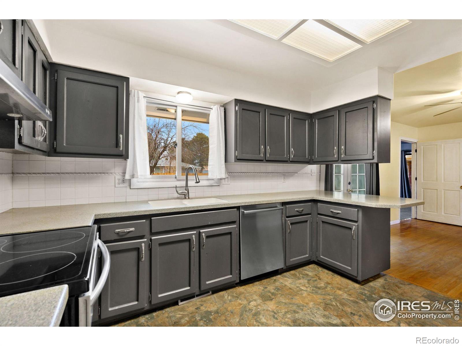 MLS Image #12 for 717  greenbriar drive,fort collins, Colorado