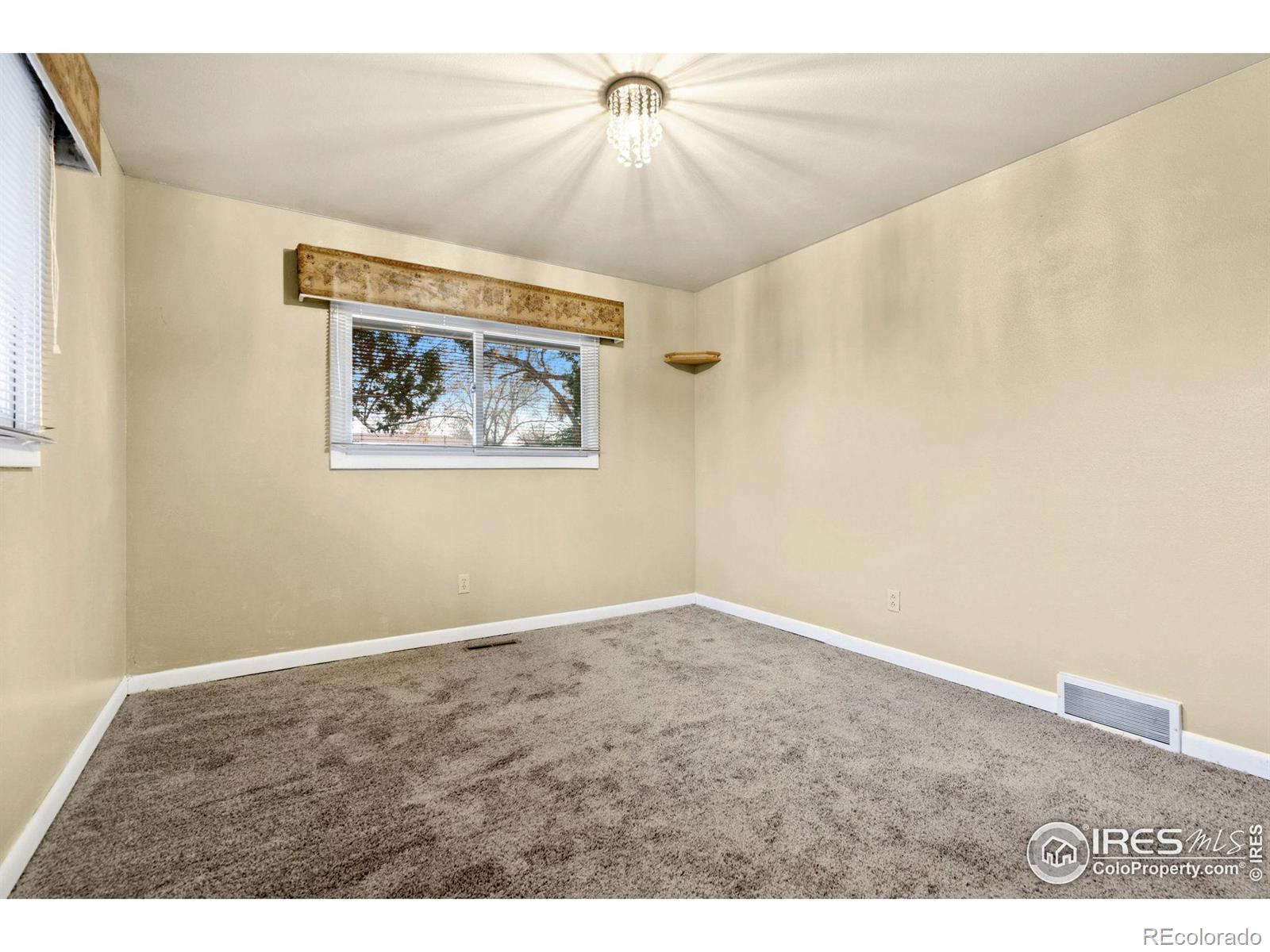 MLS Image #23 for 717  greenbriar drive,fort collins, Colorado