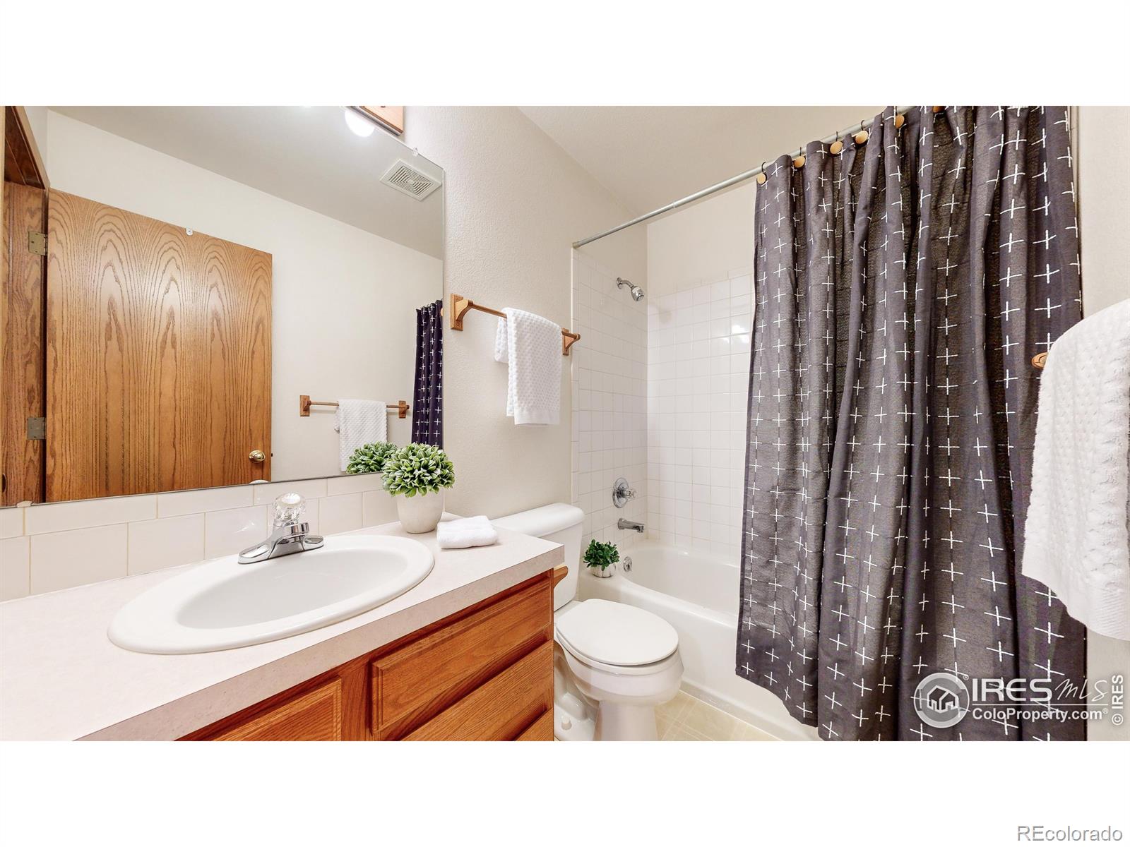 MLS Image #22 for 2424  anemonie court,loveland, Colorado