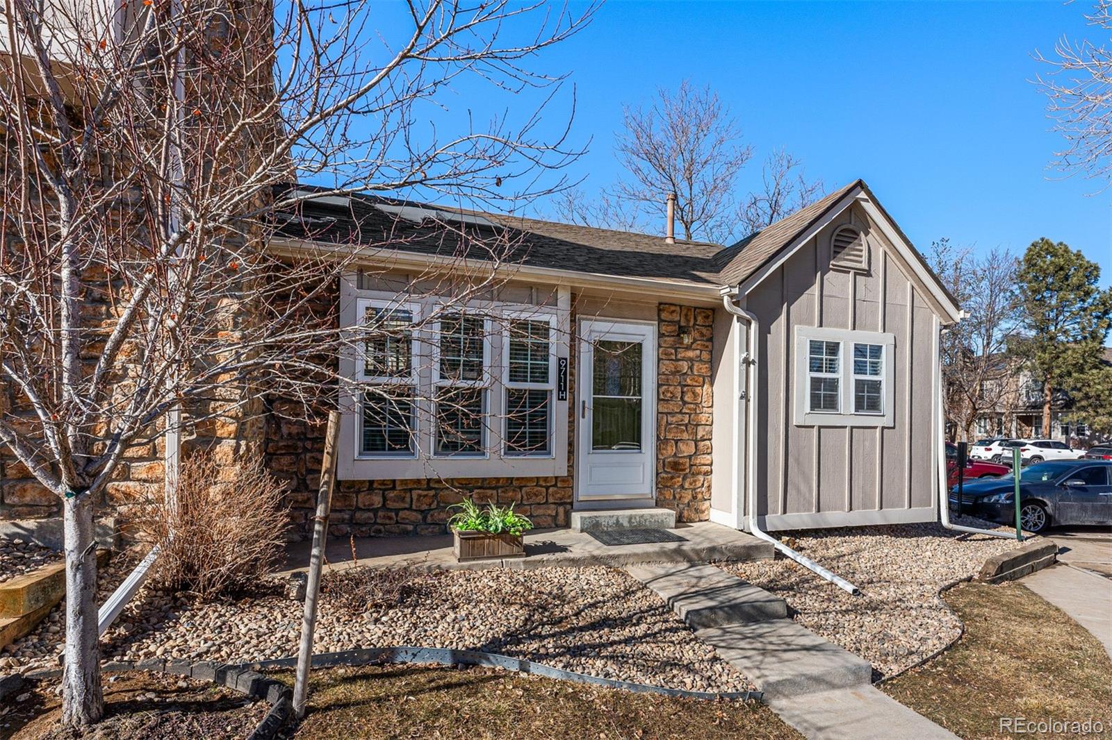 MLS Image #1 for 9711 w chatfield avenue h,littleton, Colorado