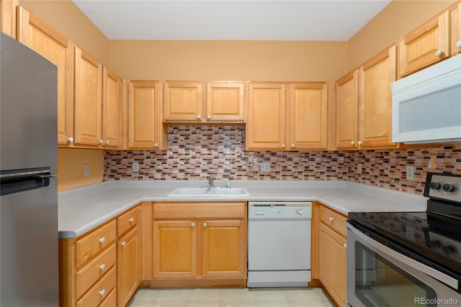 MLS Image #5 for 3205 s walden court,aurora, Colorado