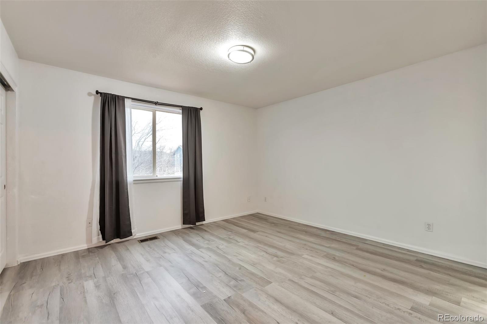 MLS Image #11 for 426 w 116th place,northglenn, Colorado