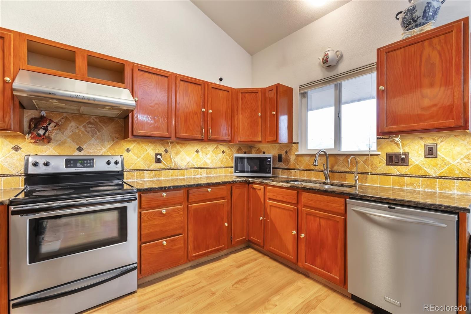 MLS Image #7 for 426 w 116th place,northglenn, Colorado