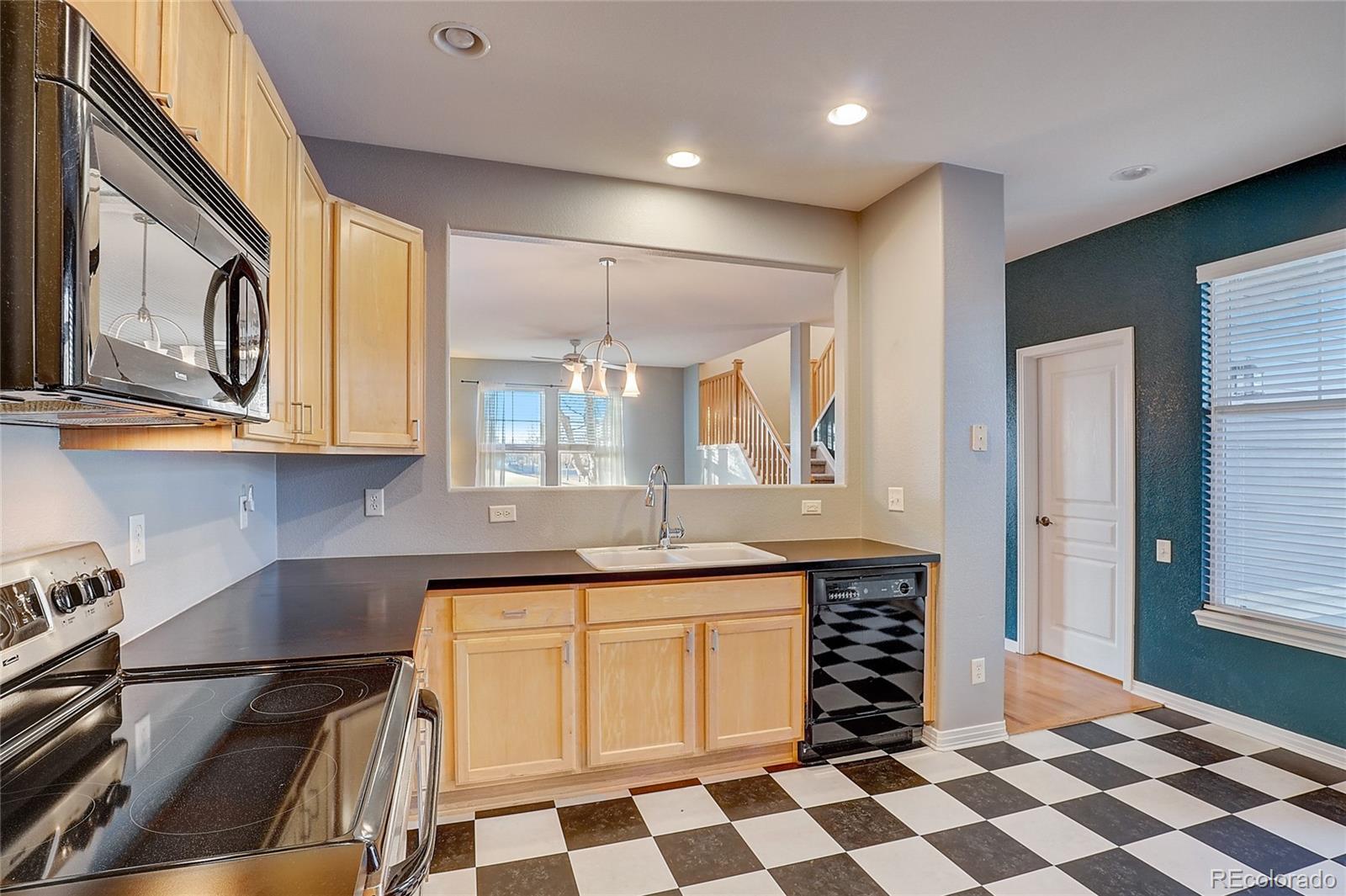 MLS Image #10 for 2802  autumn harvest way,fort collins, Colorado