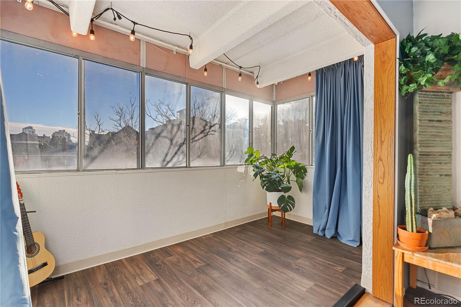 MLS Image #13 for 1255 n ogden street 302,denver, Colorado