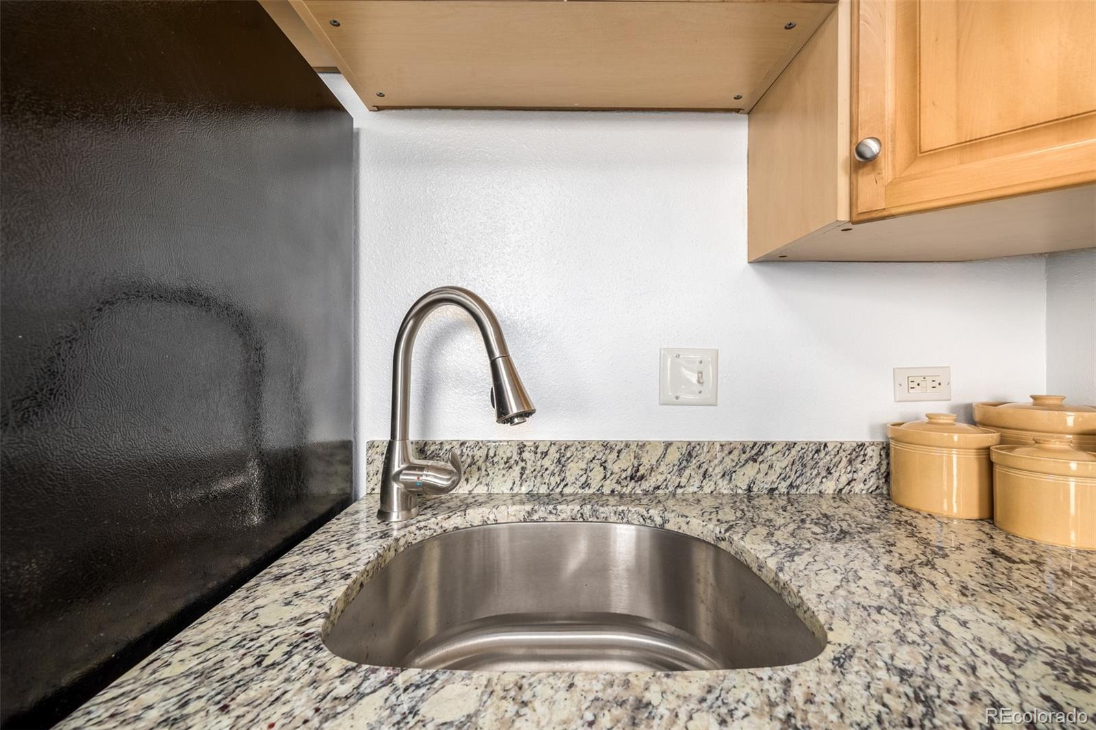 MLS Image #2 for 1035  colorado boulevard,denver, Colorado