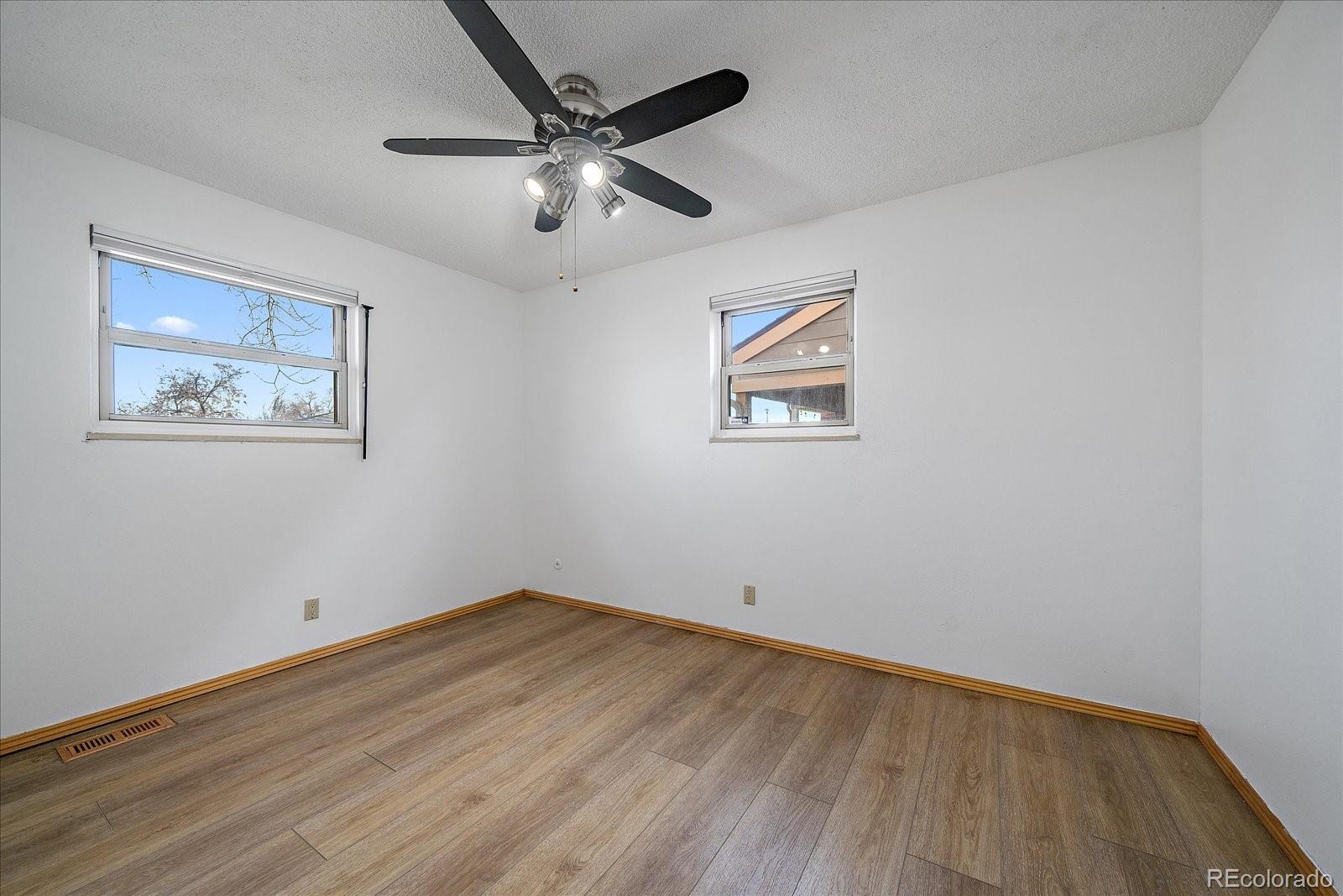 MLS Image #11 for 5523  scranton street,denver, Colorado