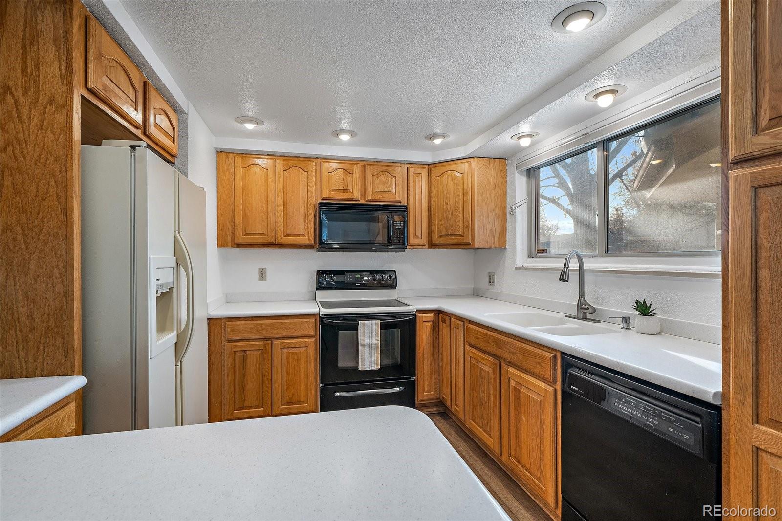 MLS Image #8 for 5523  scranton street,denver, Colorado