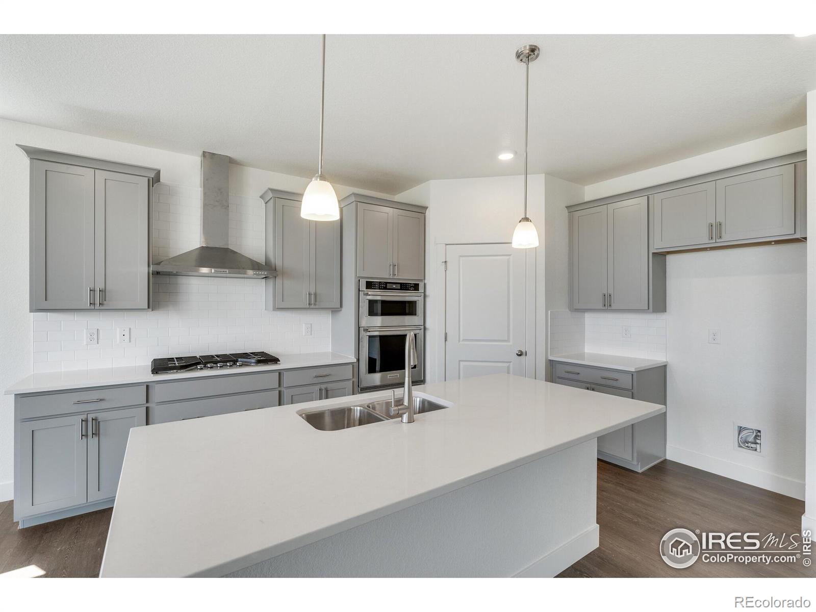 MLS Image #10 for 1105  clara view drive,berthoud, Colorado