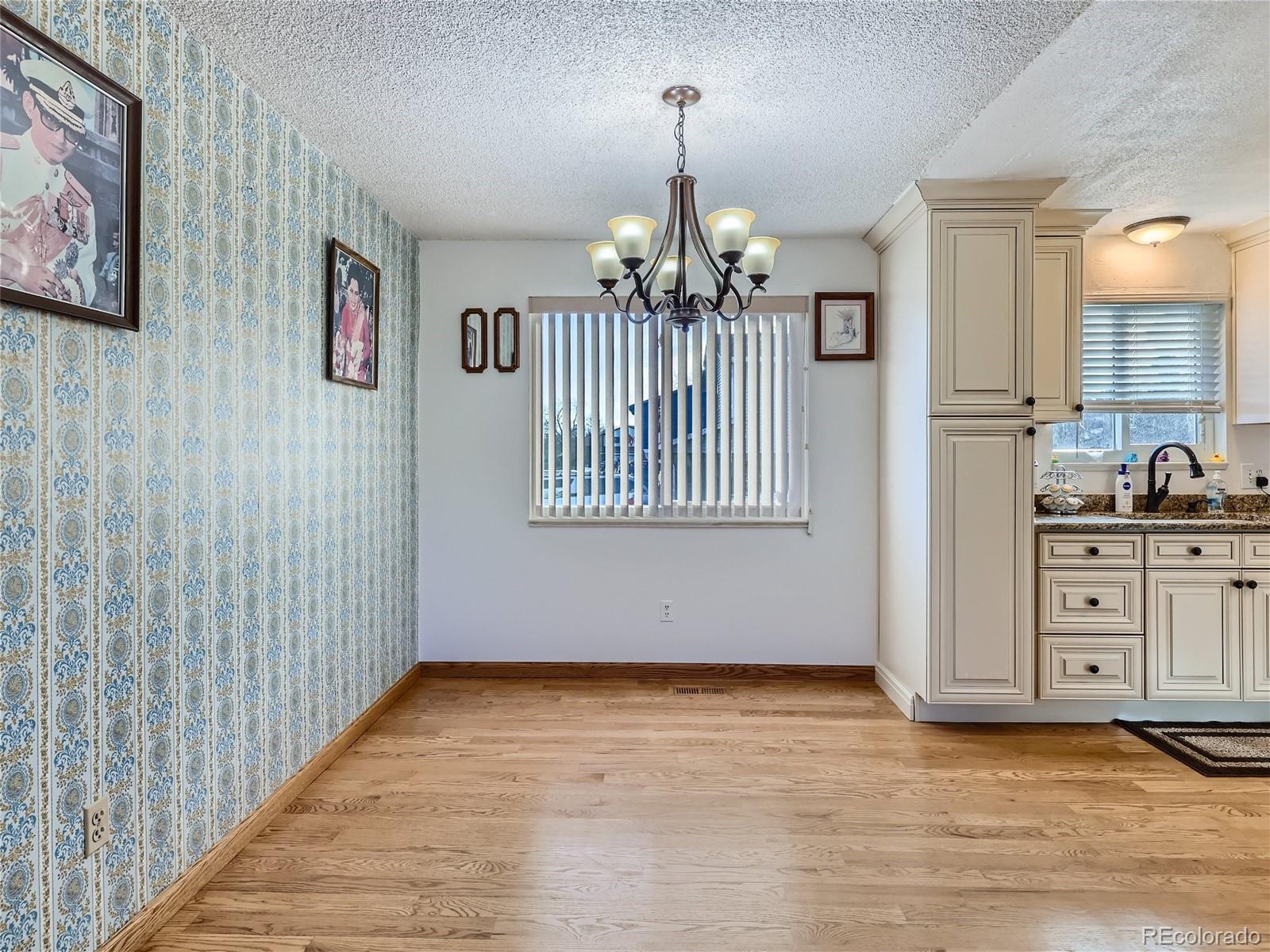 MLS Image #6 for 8908 w maplewood drive,littleton, Colorado