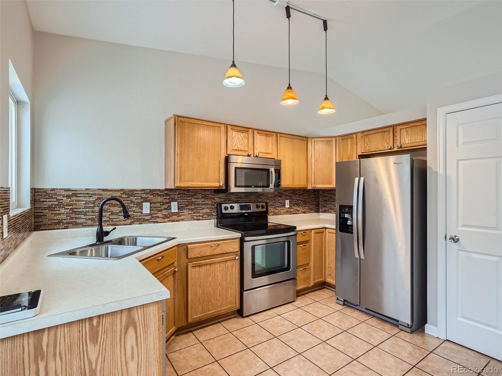 MLS Image #9 for 19573  montview drive,aurora, Colorado