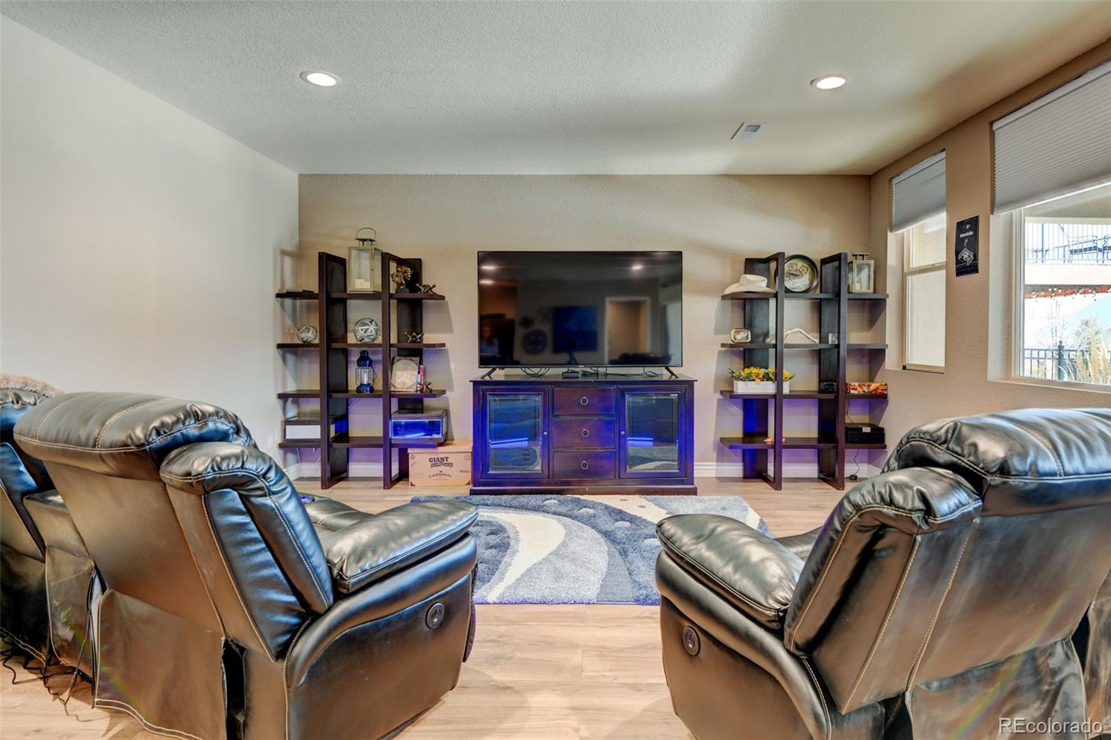 MLS Image #22 for 7581 s blackstone parkway,aurora, Colorado