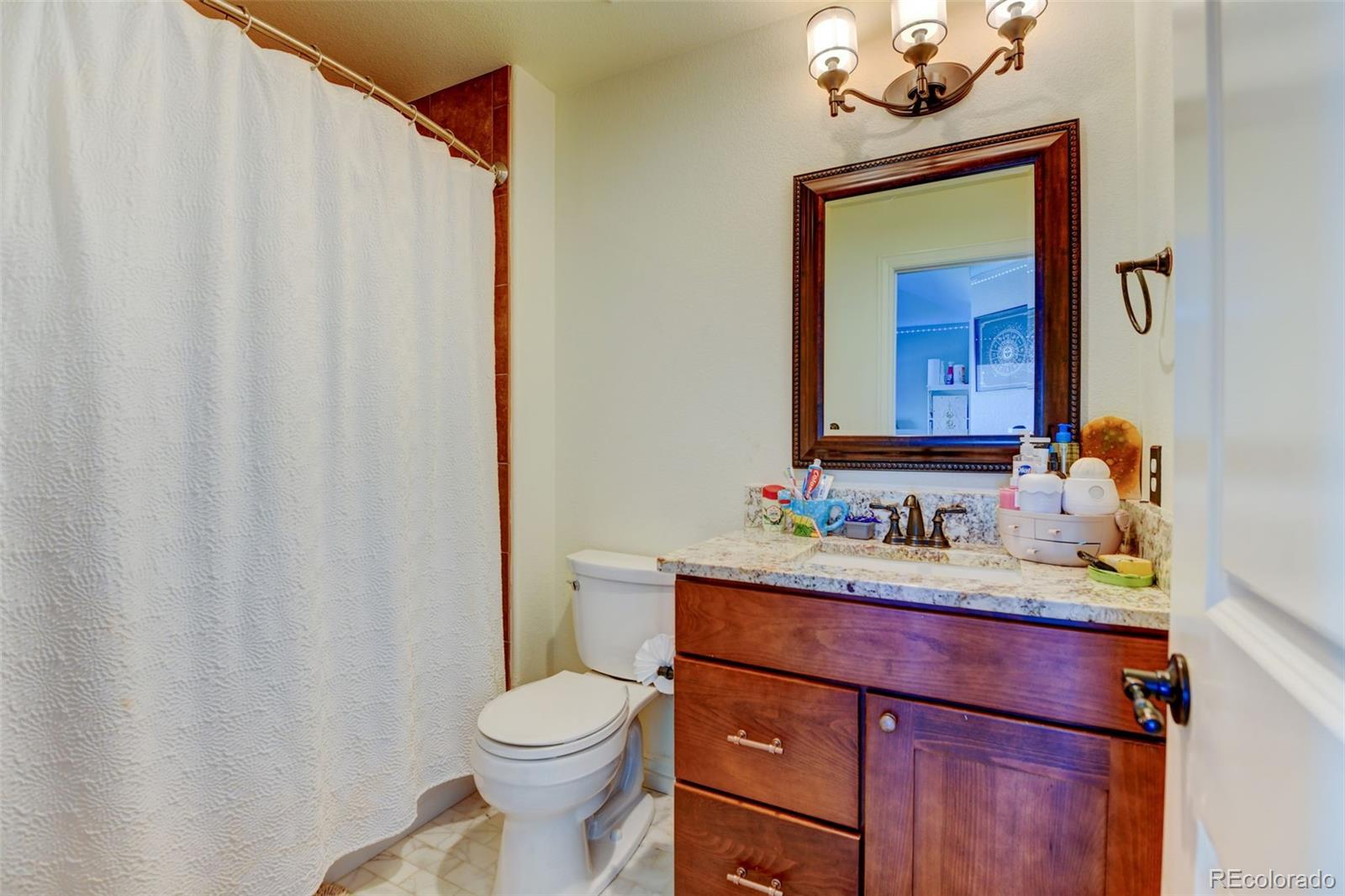 MLS Image #40 for 7581 s blackstone parkway,aurora, Colorado