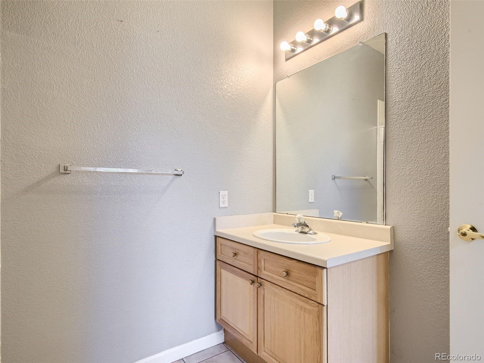 MLS Image #17 for 8329 s independence circle 304,littleton, Colorado