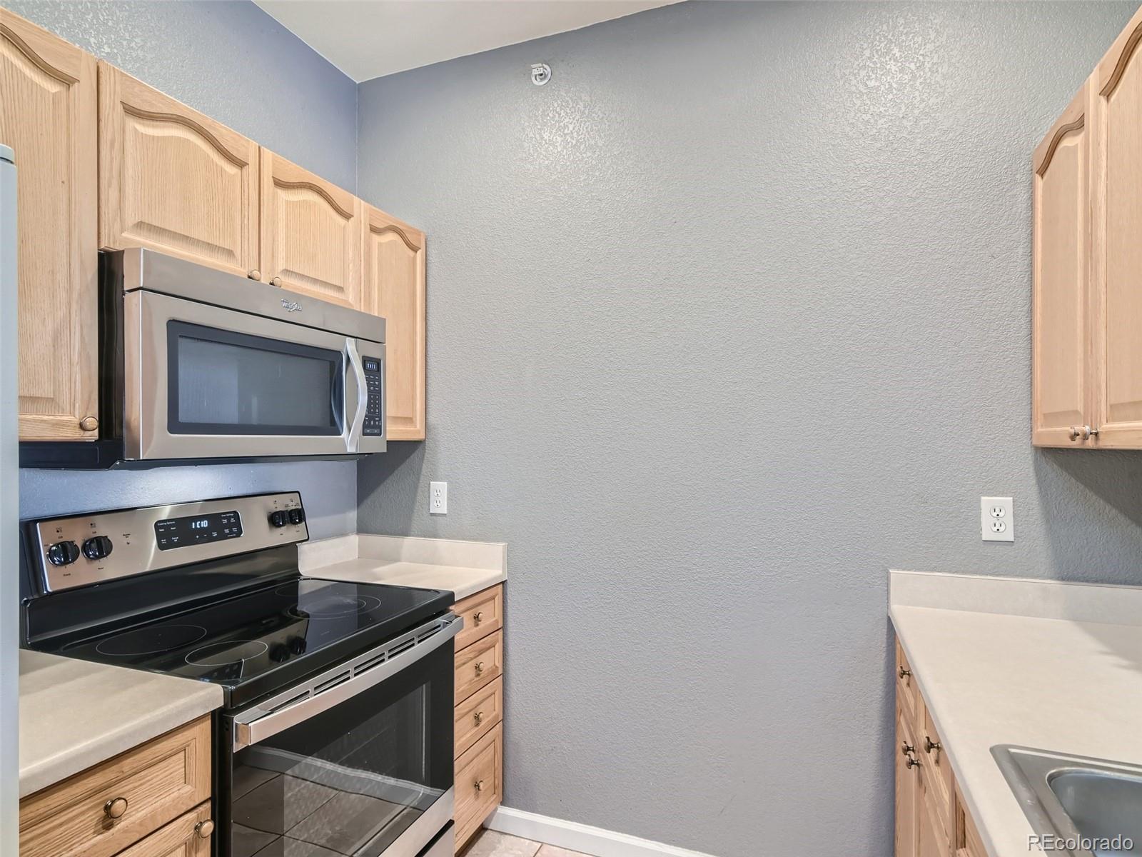 MLS Image #6 for 8329 s independence circle 304,littleton, Colorado