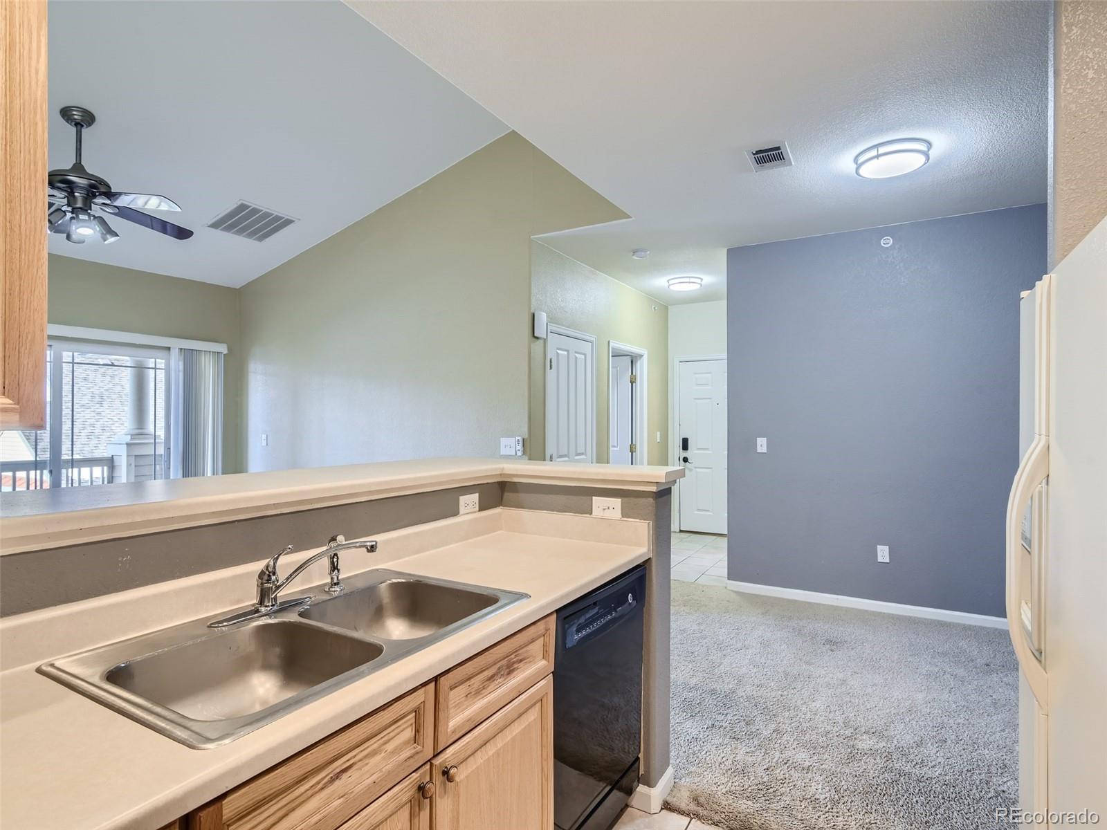 MLS Image #7 for 8329 s independence circle 304,littleton, Colorado