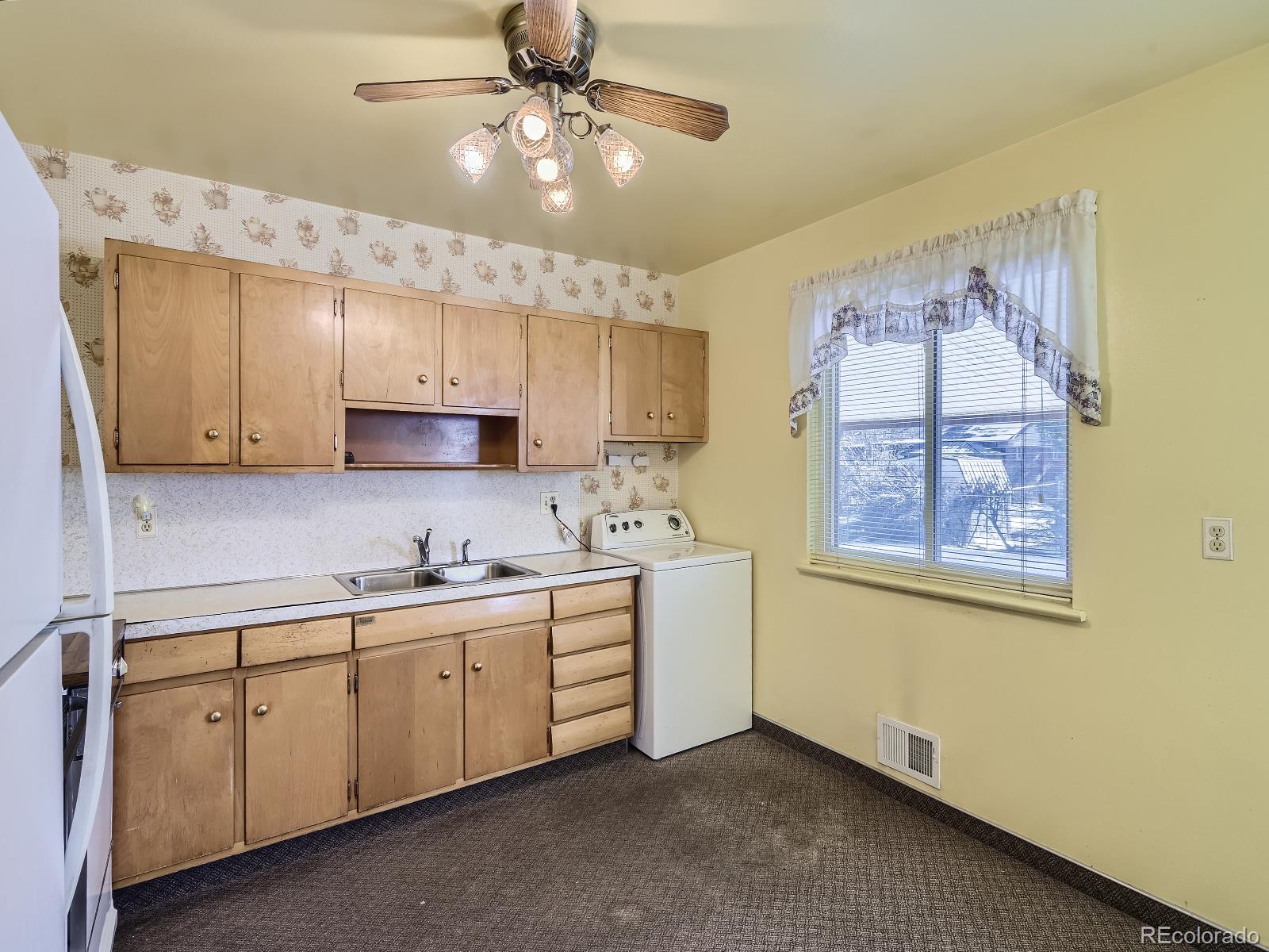 MLS Image #7 for 6890 w oregon drive,lakewood, Colorado