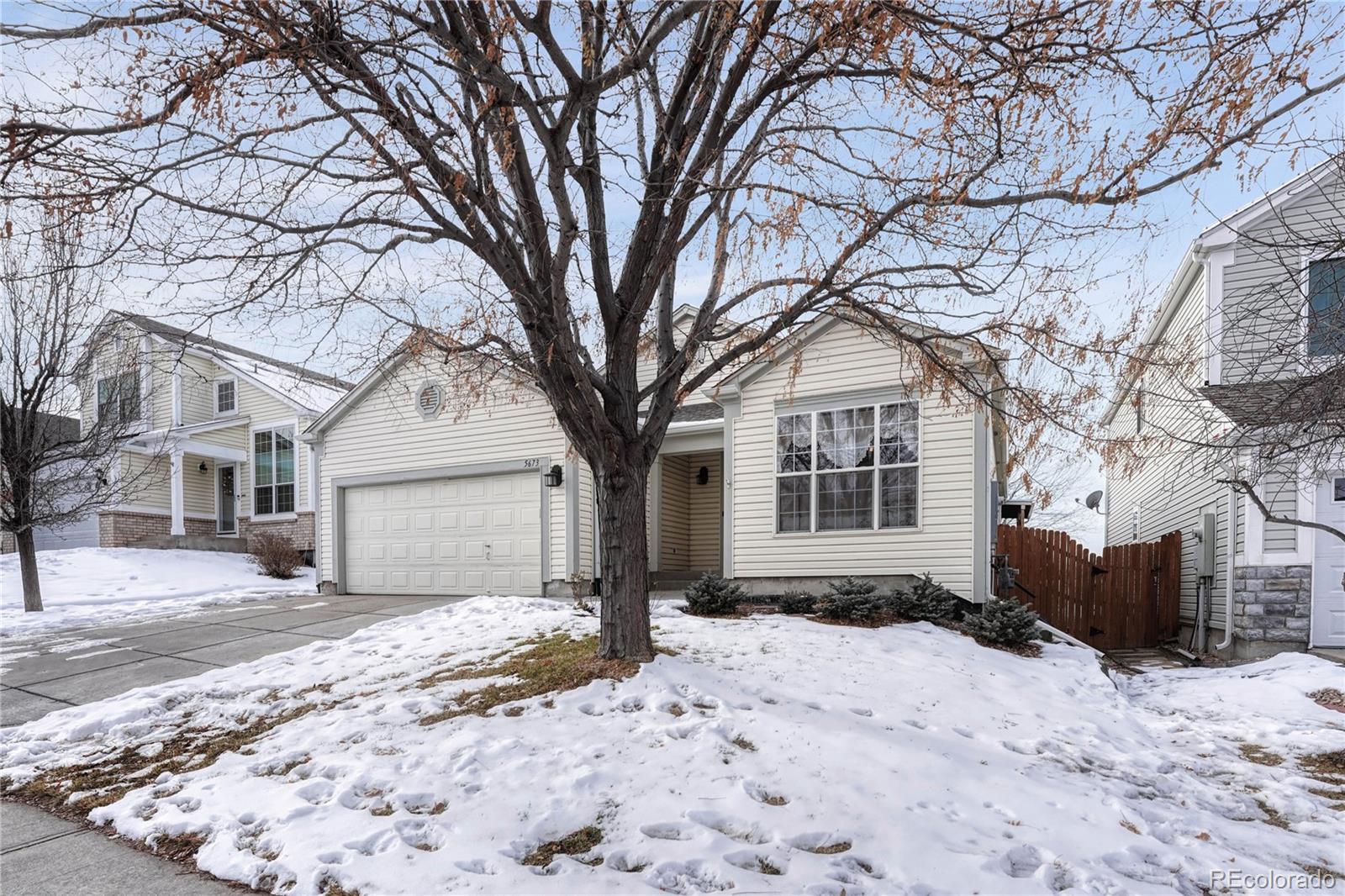 MLS Image #3 for 5673 s sicily circle,aurora, Colorado